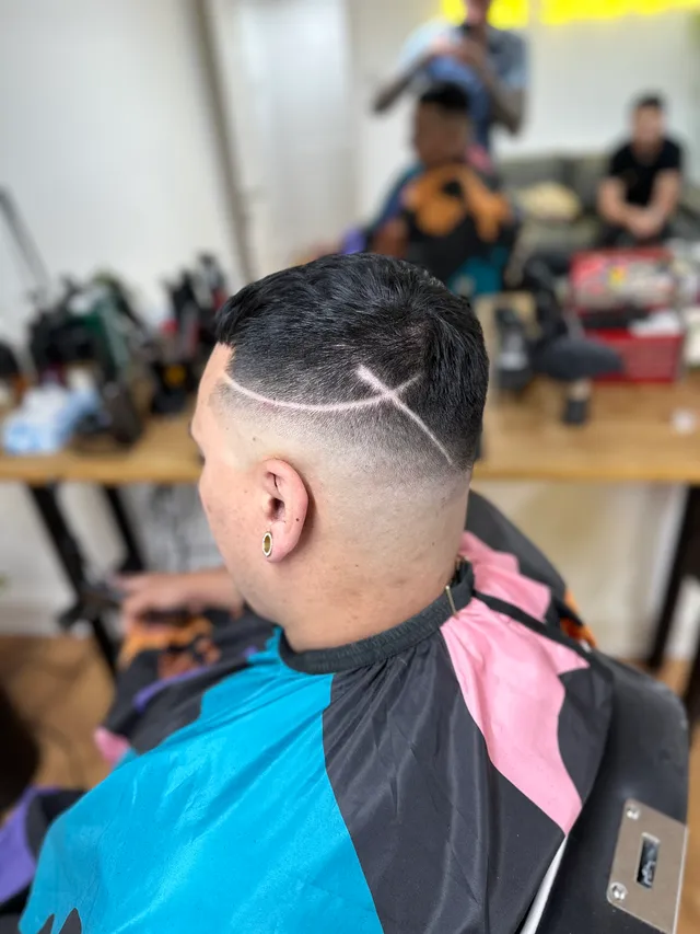 Finished fade with a custom line design